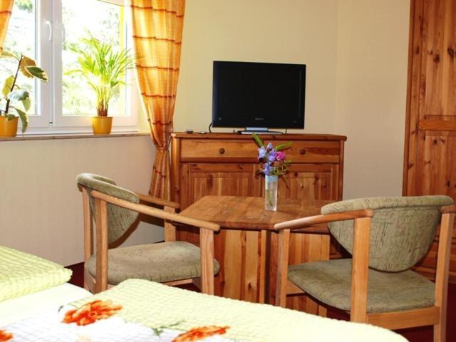 Landhotel Zum Honigdieb 리브니츠 담가르텐 객실 사진