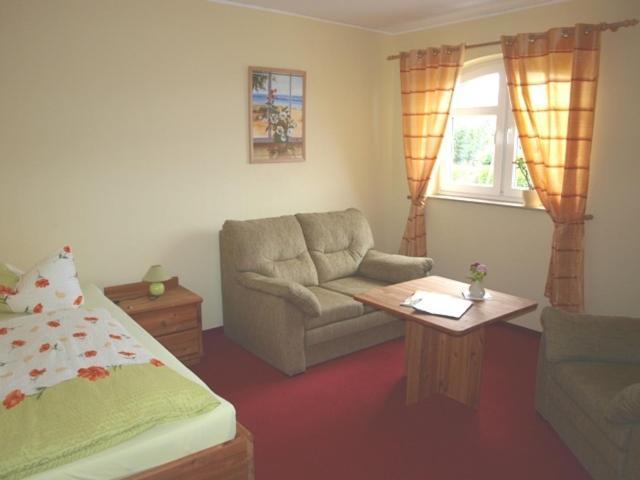 Landhotel Zum Honigdieb 리브니츠 담가르텐 외부 사진
